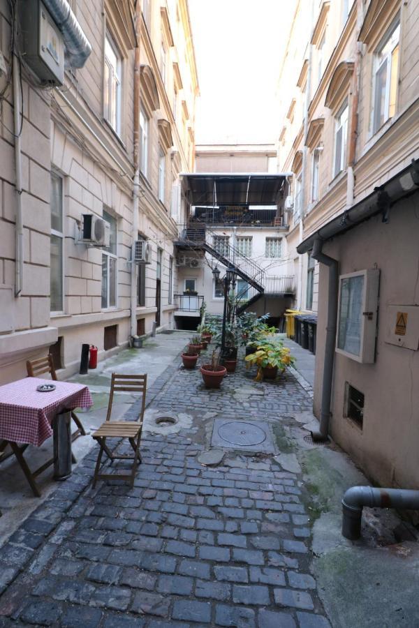 Cozy Old Town Apartment - Free Minibar ブカレスト エクステリア 写真