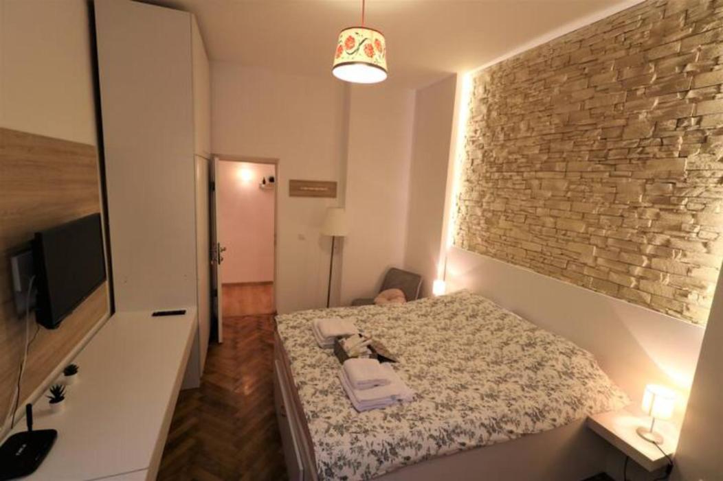 Cozy Old Town Apartment - Free Minibar ブカレスト エクステリア 写真